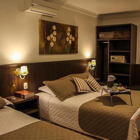 Hotel Premium Грамаду Экстерьер фото